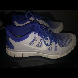 Women’s Nike free runs